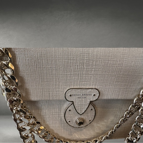 Henri Bendel Wallen Gold Shoulder 2 way Bag NWT - Picture 5 of 10